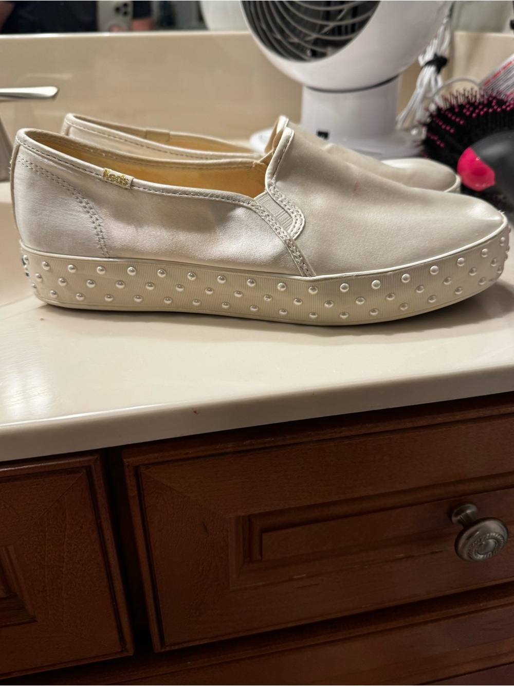 Keds/ Kate Spade Slip-On Pearl-Stud Platform Sneakers - White